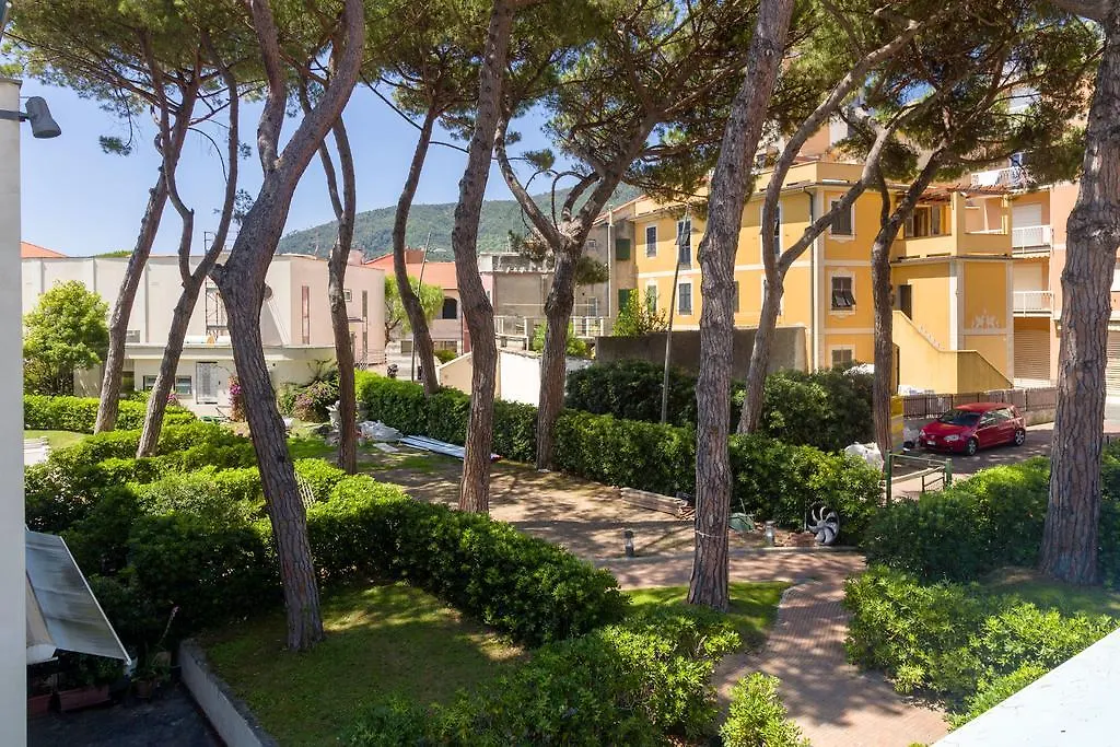 Cinque Terre Moneglia Apartments