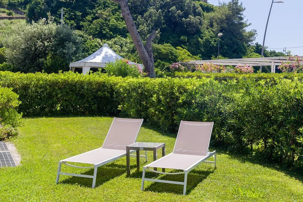 Cinque Terre Moneglia Apartments