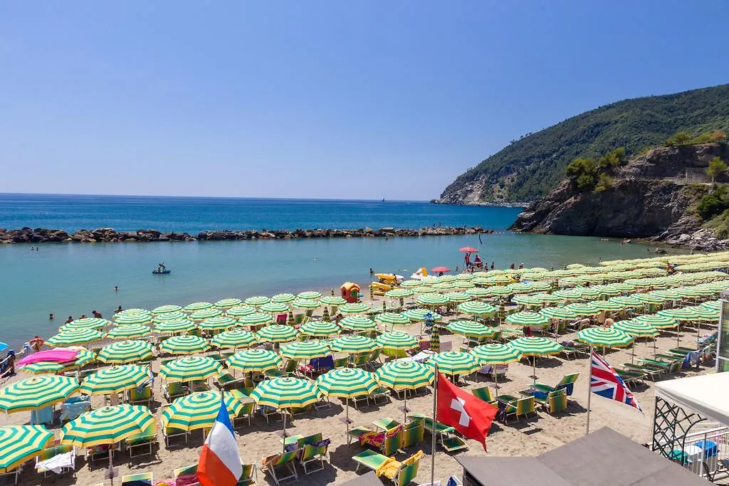 Cinque Terre Moneglia Apartments 0*,