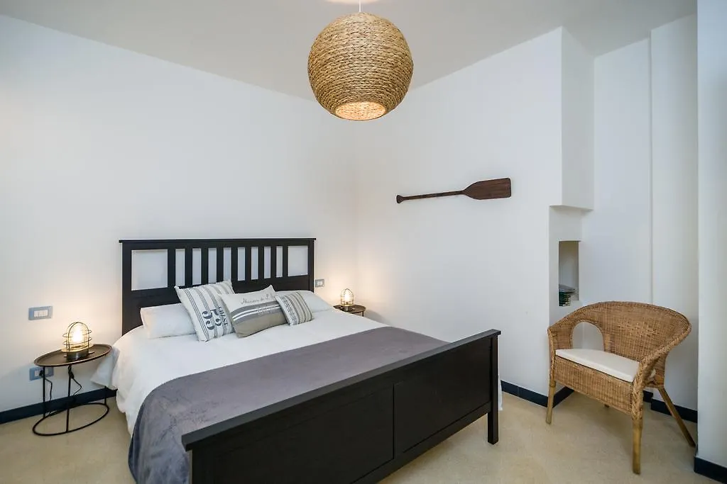 Cinque Terre Moneglia Apartments