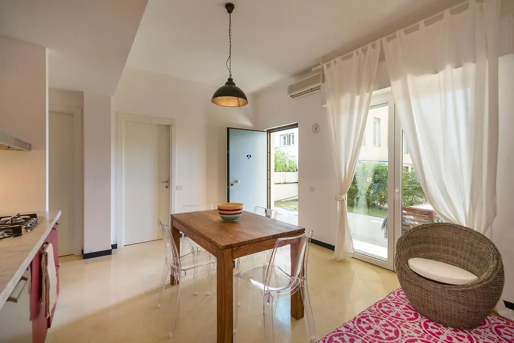Cinque Terre Moneglia Apartments